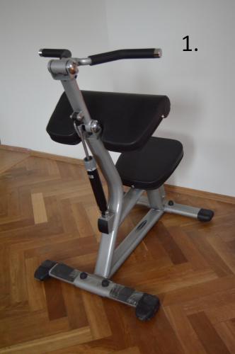 Posilovací stroje