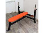 Lavice na tlaky rovn (Flat Bench Press)