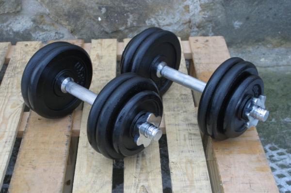 Nakládací činky 2x14kg za 2190,- - nové -