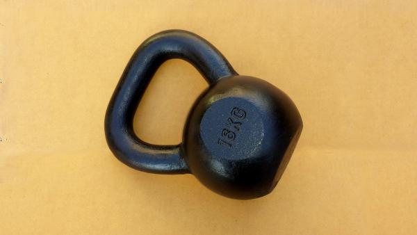 Kettlebell 16 kg - 1390kč (NOVÝ)