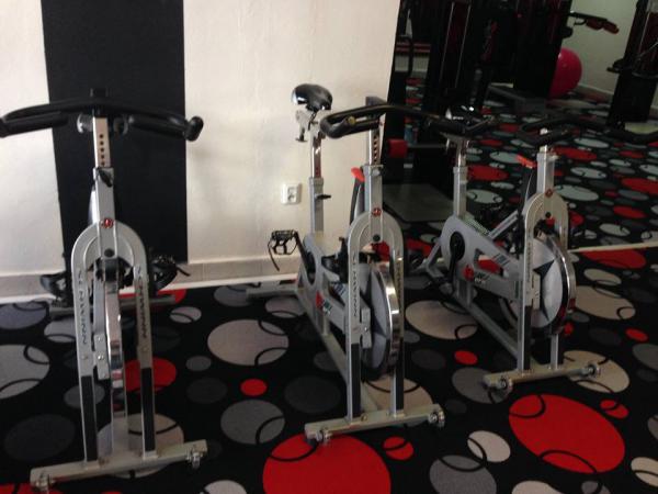 Predme fitness stroje : 7.000 eur