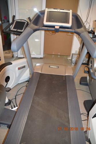 Beck ps Technogym RUN EXC 700 CE-R TV