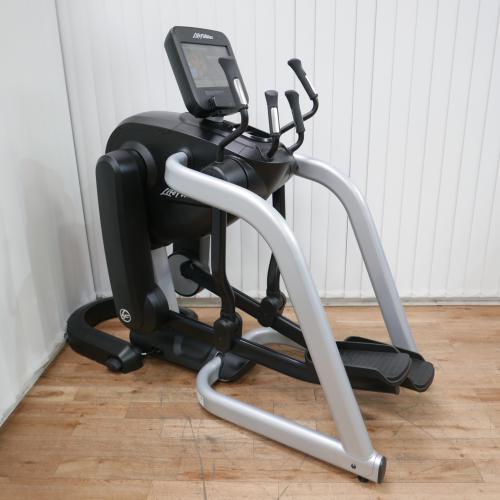 Life Fitness Flex Strider Discover se - 18 msc star