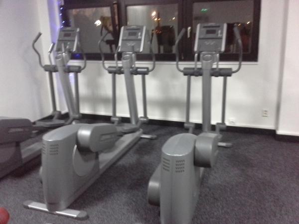 Cross trenaer Life fitness 90X