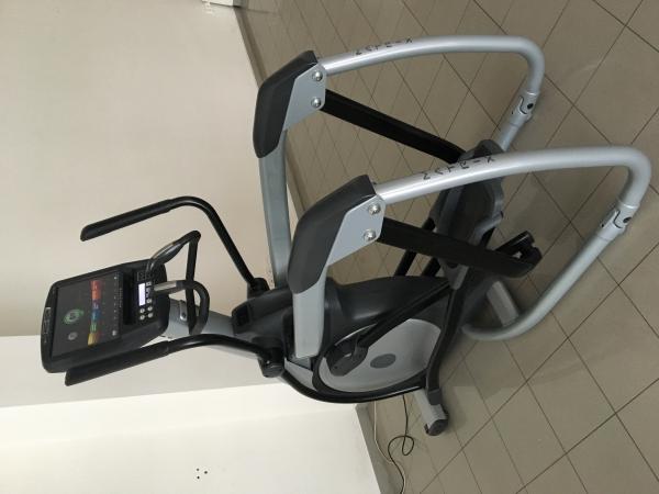 Matrix E7xe elliptical crosstrain-kompletn repasovan