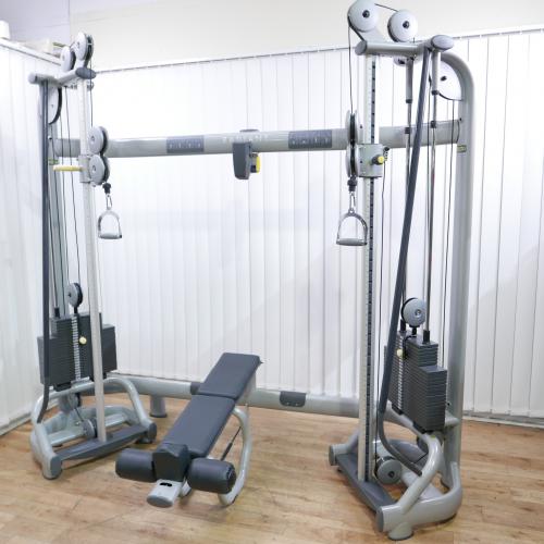 Technogym protismrn kladky 2x50kg s lavikou