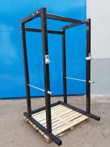 Masivní dřepovací klec do fitness a posilovny