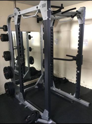 Hammer strength Power rack