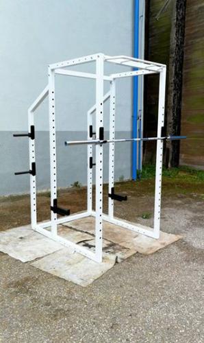 Power rack, silov depovac klec - masivn konstrukce