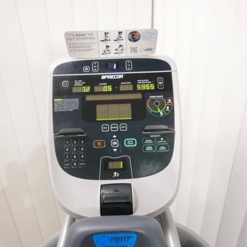 Precor AMT 833 open stride kompletn repasovan