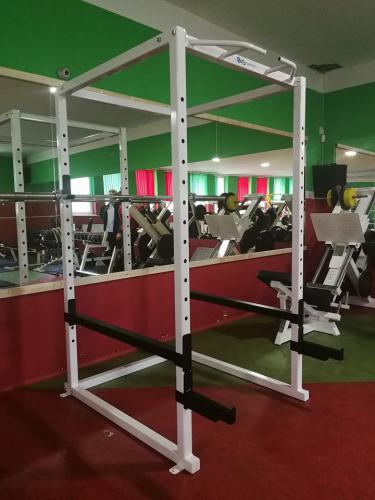 Power rack, silov depovac klec - masivn konstrukce