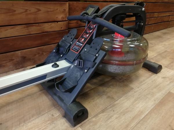 WATER ROWER