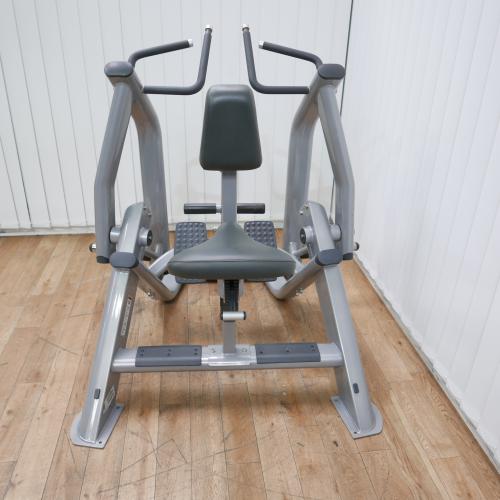 Life fitness row plate loaded- 18 měsíců starý