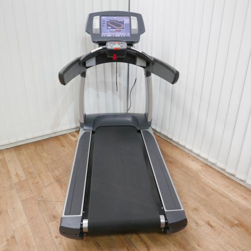 Life Fitness elevation engage - kompletně repasovaný
