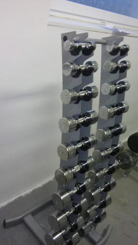 Sada jednoručních činek 1-10 kg + stojan