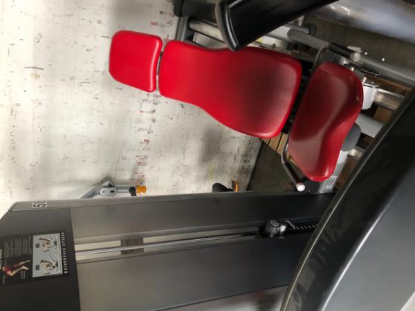 Life Fitness Signature Leg Press