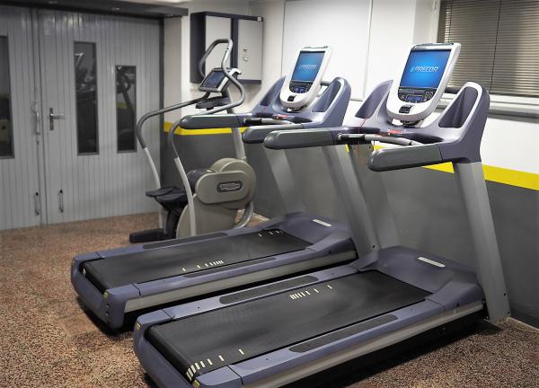 PRECOR TRM 885 P80 Treadmill r.2015-u len 1kus!