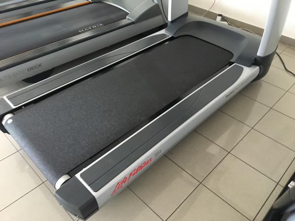 Life Fitness Discover do 3let st- repasovan