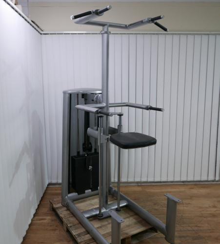 Gym 80 - chest press, pulldown, Chin dip assist, Peck deck