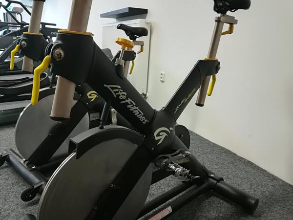 Life fitness - spinning kolo life fitness lemond