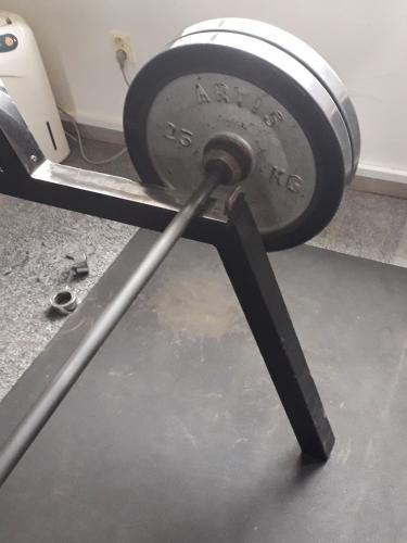 Profi olympijská činka ARTIS 180 kg