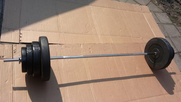 Nakládací činka 77 kg