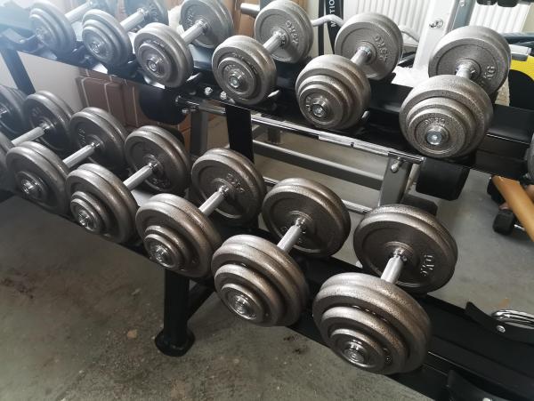 Sada jednoručních činek 10-35 kg