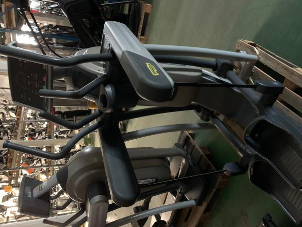 Repasovan crosstrainer Technogym Vario Excite LED