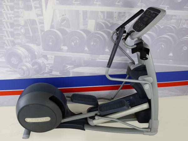 Použitý eliptický trenažér PRECOR EFX 835 P30