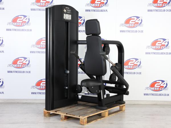 Byla regenerována sada 16 kusů strojů Life Fitness Signature