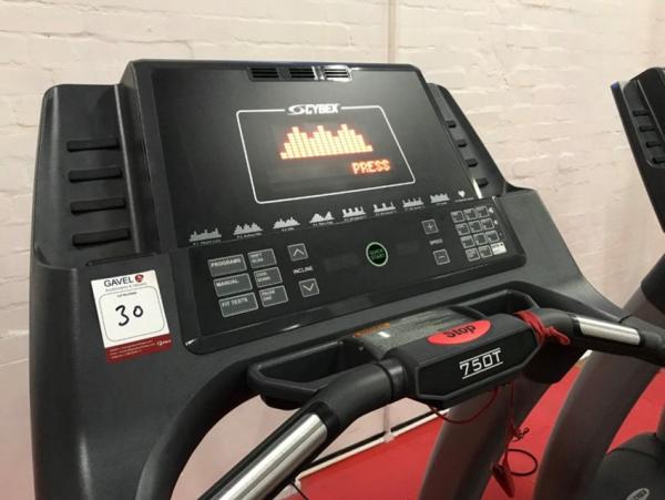 Běžecký pás Cybex 750t