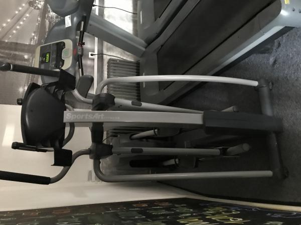 Sportsart E8300