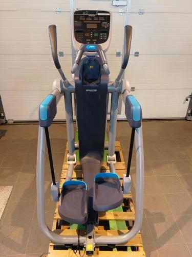 Adaptivn eliptikal Precor AMT 835