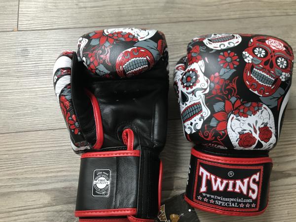 Twins boxersk rukavice