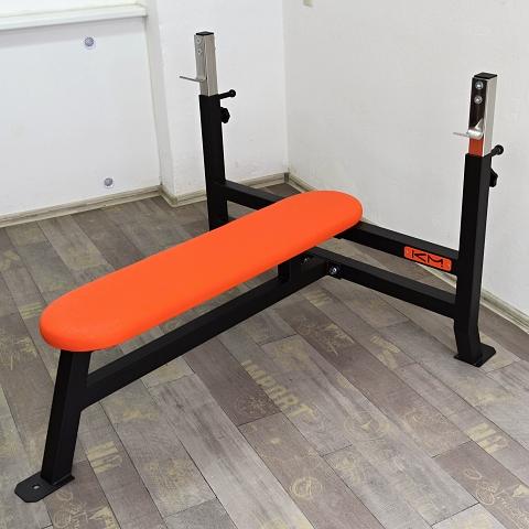 Lavice na tlaky rovná (Flat Bench Press)