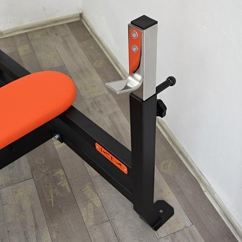 Lavice na tlaky rovná (Flat Bench Press)
