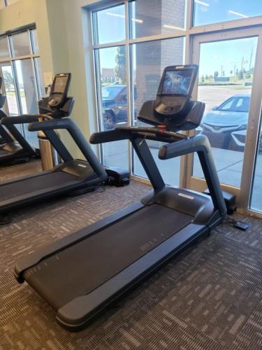 Beck ps Precor TRM781 P82