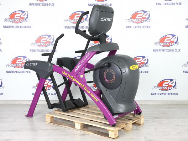 Trenaer CYBEX 625 AT Arc Trainer