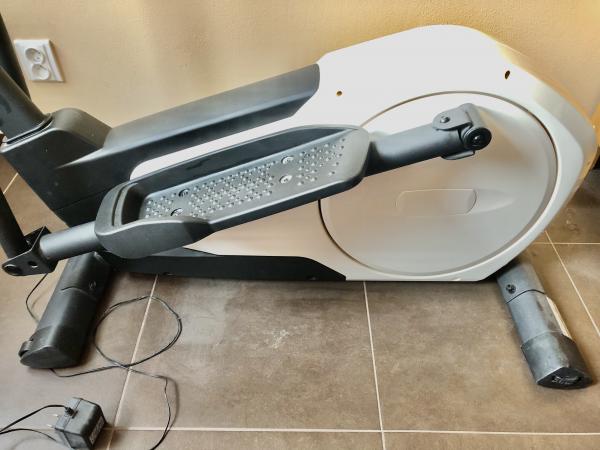 Duvlan Elliptical smooth ergo