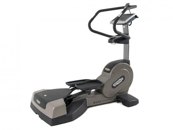 TECHNOGYM New Excite Wave 700 LED