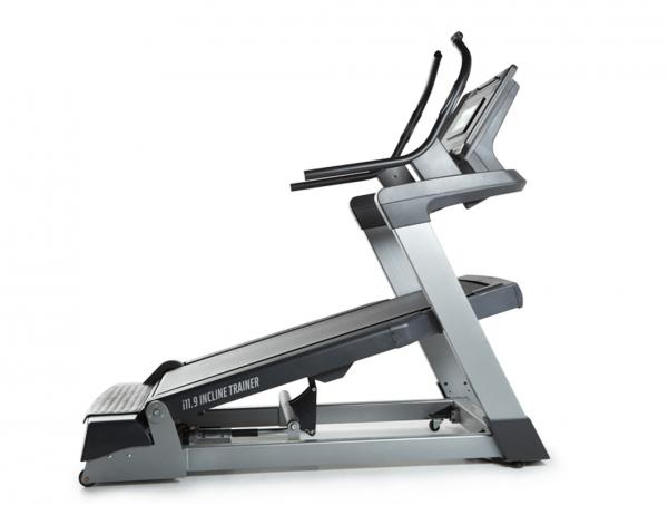 Beck ps  FREEMOTION i11.9 Incline Trainer