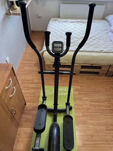 Eliptick trenar Decathlon