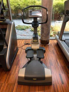 Prodme trenar TechnoGym Excite Wave 700