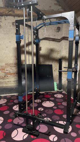 Power Rack s horn a doln kladkou IRONLIFE