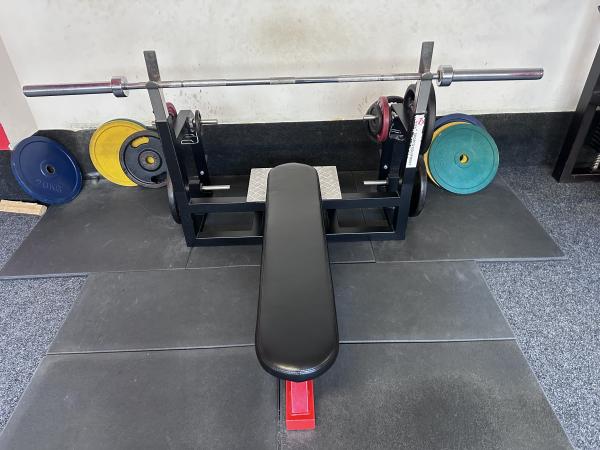 Prodam bench press