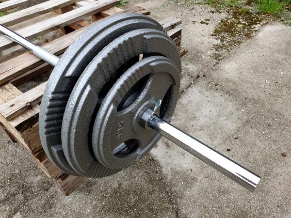 BENCH činka 70kg za 4400,-