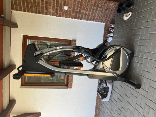 Eliptický trenažer NordicTrack