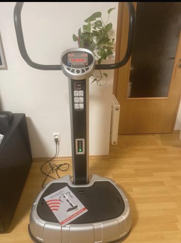 Vibrostation Studio System