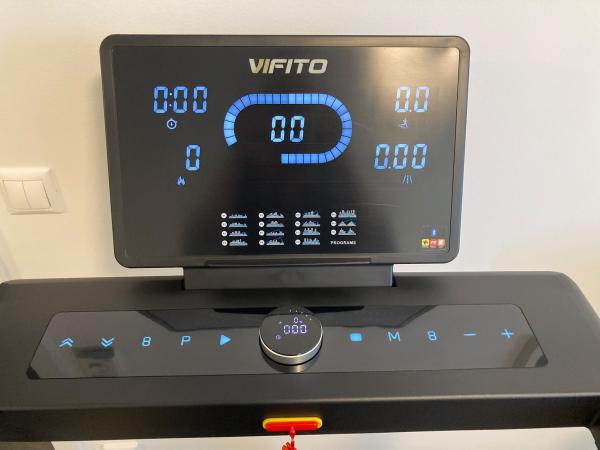 Běžecký / chodící pás VIFITO Rio 350 iR + příslušenství